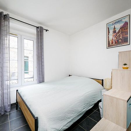 Agreable T1 Situe Au Centre Historique De Dinan Apartamento Exterior foto