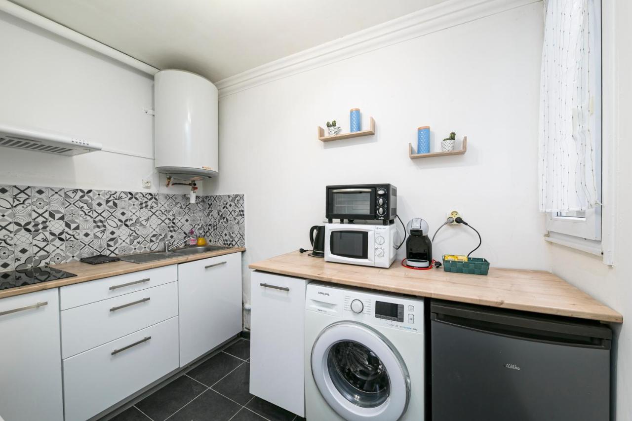 Agreable T1 Situe Au Centre Historique De Dinan Apartamento Exterior foto