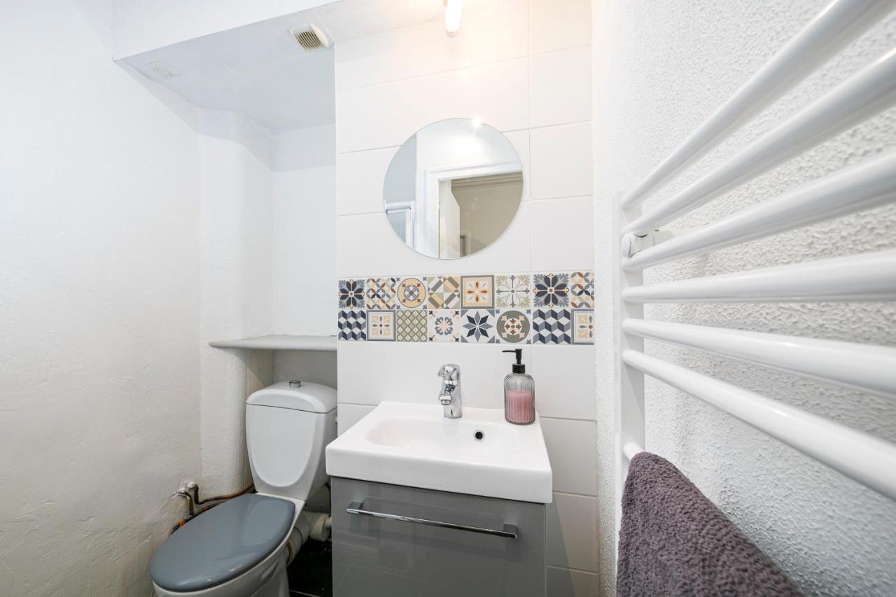 Agreable T1 Situe Au Centre Historique De Dinan Apartamento Exterior foto